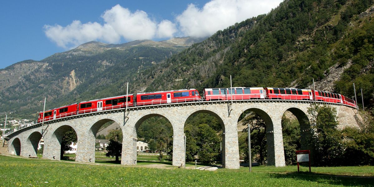 Trenino Rosso del Bernina – Viadotto elicoidale di Brusio